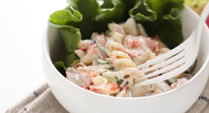 Haz ensalada rusa con merluza, el platillo rico en vitaminas y omega 3