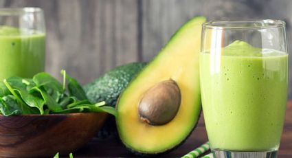 3 smoothies de aguacate para comenzar tu día con energía