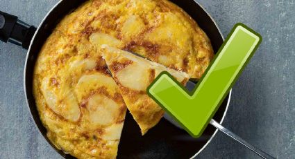 El truco de cocina para evitar que la tortilla de patata se pegue en el sartén