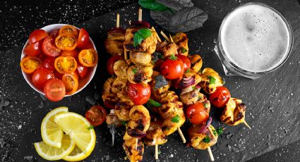 La receta de brochetas de pollo a la naranja perfecta para el fin de semana