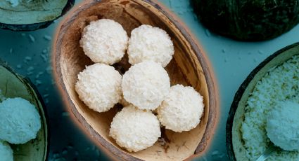 Trufas de chocolate blanco y coco, el postre sin horno más rápido