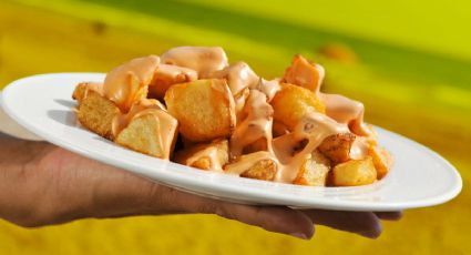 Patatas bravas al estilo medieval con alioli, la receta ideal para el picoteo