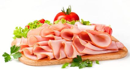 ¿Cómo elegir el mejor jamón cocido del supermercado, según la OCU?