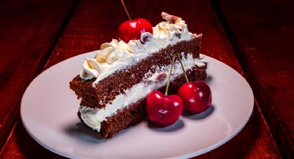 Tarta selva negra: Así se prepara el pastel de chocolate y cereza de Alemania