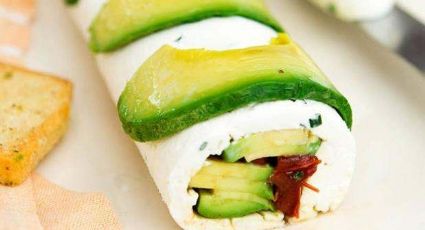 El rulo de queso crema con aguacate: La receta que no puede faltar en tu casa