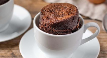 Mug cake de chocolate: descubre la receta de bizcocho a la taza apta para celíacos