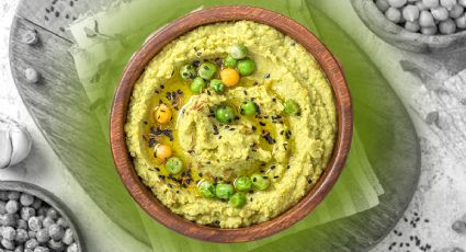 Receta de hummus verde con guisantes, el aperitivo más saludable