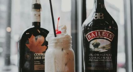 Haz la bebida de crema de whisky casera tipo Baileys en 5 minutos