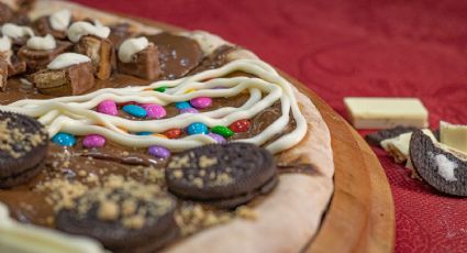 Cocina pizza dulce con nutella para compartir con toda la familia