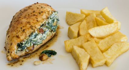 Cena gourmet, pechugas de pollo rellena es simples pasos