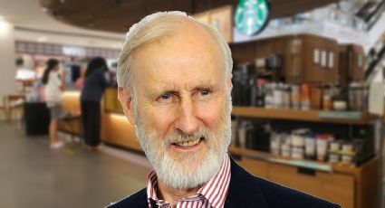 El insólito momento que vivió James Cromwell en un mostrador de Starbucks