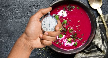 En 15 minutos: prepara una sabrosa sopa fría de remolacha ideal para el verano