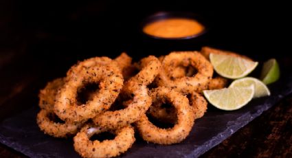 El ingrediente clave para hacer calamares a la romana crocantes