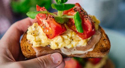 El ingrediente perfecto para realzar el sabor de los huevos revueltos en el desayuno