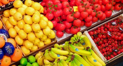 Toma asiento antes de conocer las porciones de frutas y verduras que necesitas al día