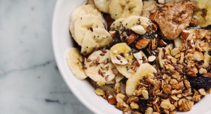 Aprende cómo hacer una granola keto perfecta sin horno para tus desayunos