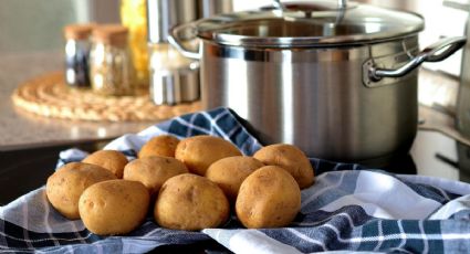 La económica y deliciosa receta de las patatas rellenas de atún