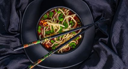 Así puedes cocinar ramen frío, receta ideal para el verano