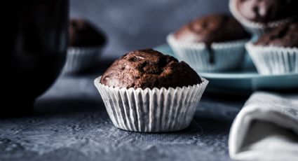 Sin harina ni azúcar: así puedes preparar unas ricas magdalenas de chocolate