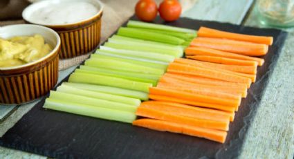 Prueba este truco para que el apio y la zanahoria duren más tiempo en la nevera