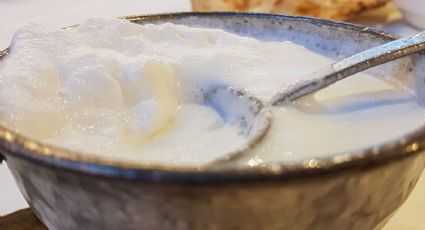 Aprende a preparar buttermilk o suero de leche con solo 2 ingredientes