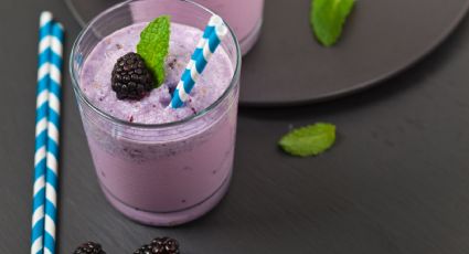 El mejor batido de moras y avena para adelgazar en el desayuno