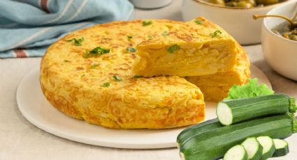 Receta sencilla: Prepara esta deliciosa tortilla de calabacín con jamón y queso para tu semana