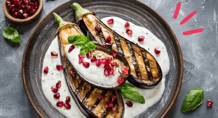 Plato reconfortante para días fríos: Berenjenas asadas con yogur y granada