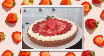 ¿Cómo hacer una tarta de chocolate y frutilla en pocos minutos?