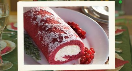 Hornea un tronco de navidad de red velvet relleno de chocolate en 10 minutos