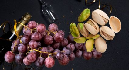 Olvídate de las uvas tradicionales de Año Nuevo con estas uvas rebozadas en pistachos