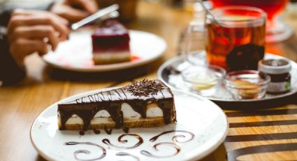 La tarta de queso a los 3 chocolates que sorprenderá a tu familia esta navidad