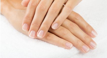 Consigue unas uñas hermosas con manicura de leche de avena