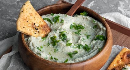 Receta para picoteo: Prepara dip de espinacas y queso para compartir con amigos