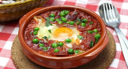 La mejor receta para preparar huevos a la flamenca de manera sencilla