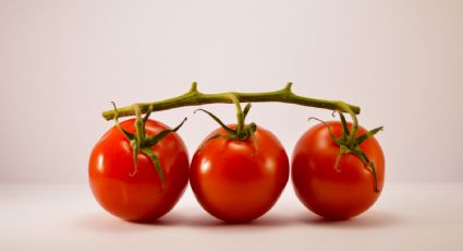 ¿Cómo usar la piel del tomate para hacer un sazonador casero y mejorar el sabor de tus comidas?