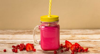 Prepara un zumo de frutos rojos para cuidar tu salud y escapar del calor primaveral