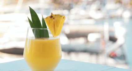 Bebidas con alcohol: Refrescante con el "mango piña colada" desde la comodidad de tu sofá