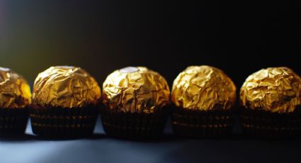 Sorprende a todos con unos cupcakes de chocolate rellenos de nutella y Ferrero Rocher