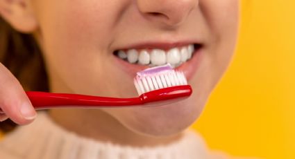 ¡Deja de blanquear tus dientes! Te explicamos la razón y la opinión de los dentistas