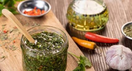 Haz tu propio condimento de chimichurri al estilo argentino con esta receta fácil