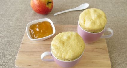 Desayuno rápido: Prepara un rico mug cake de manzana y canela en microondas