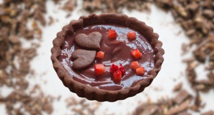 Postre sin horno: Prepara esta tarta de chocolate baja en azúcar en pocos pasos