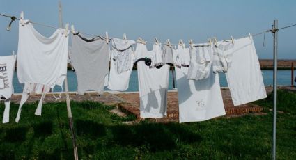 Este es el mejor truco que usan las abuelas para eliminar las manchas de grasa en la ropa fácilmente