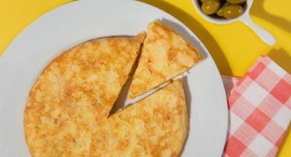 Idea de cena saludable: Prepara esta tortilla de verduras en tan solo 30 minutos