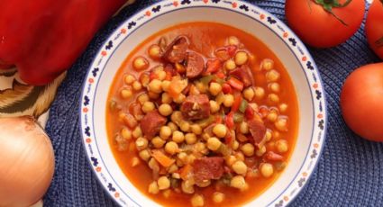 Receta fácil de garbanzos de bote con chorizo, listo en solo 2 minutos