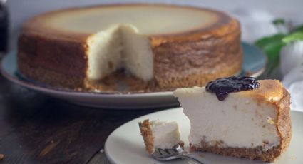 Prepara una tarta de queso cremosa con naranja y un toque especial que encantará a todos