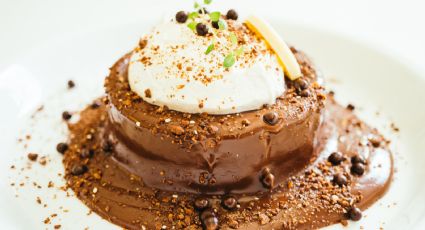 Receta de la abuela: Prepara esta tarta fría con galletas María y cobertura de chocolate