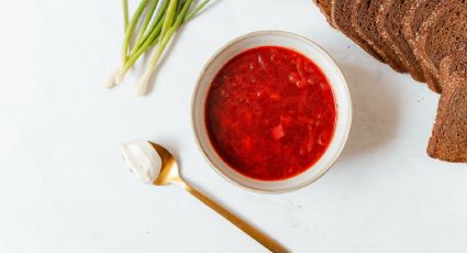 Receta fría: Prepara la mejor crema para la comida y sorprende a todos con su color