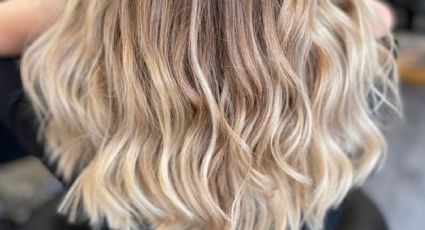 Mechas balayage vainilla: El tinte rubio perfecto para disimular las canas en verano